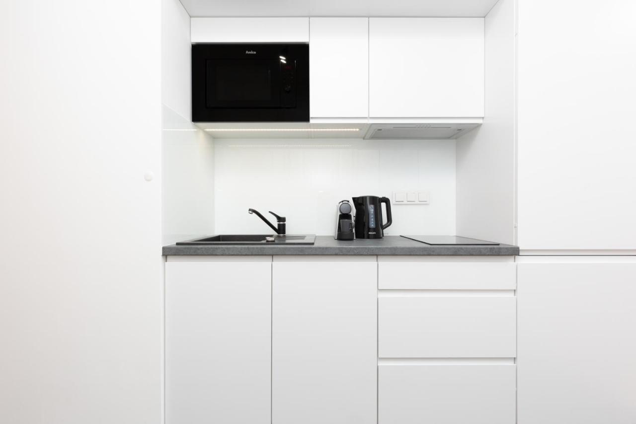 Elegancki Apartment Z Parkingiem By Noclegi Renters Varsóvia Exterior foto