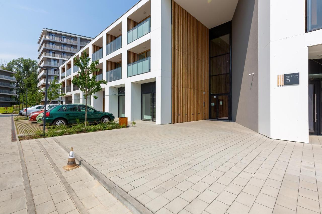 Elegancki Apartment Z Parkingiem By Noclegi Renters Varsóvia Exterior foto